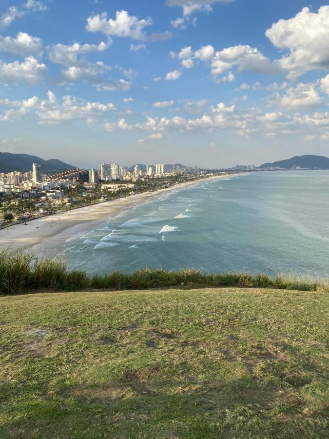 Apartamento Com Estacionamento, Wi-Fi, Ar Condicionado A 300 Metros Da Praia Da Enseada No Guaruja. Экстерьер фото
